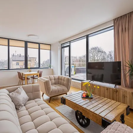 1-bedroom Penthouse With Underground Parking Appartement *