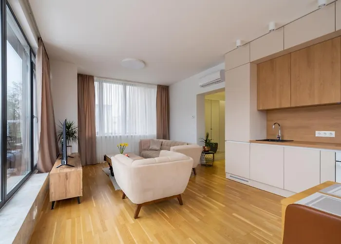 Апартаменты 1-bedroom Penthouse With Underground Parking *