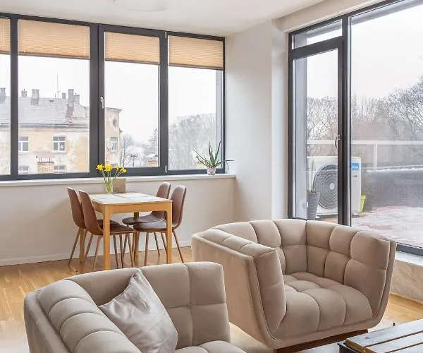 Апартаменты 1-bedroom Penthouse With Underground Parking *