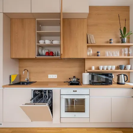 Dzīvoklis 1-bedroom Penthouse With Underground Parking