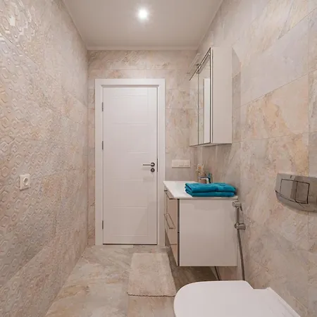 Daire 1-bedroom Penthouse With Underground Parking Riga