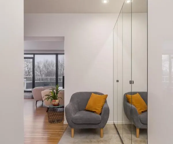 Apartment 1-bedroom Penthouse With Underground Parking Riga