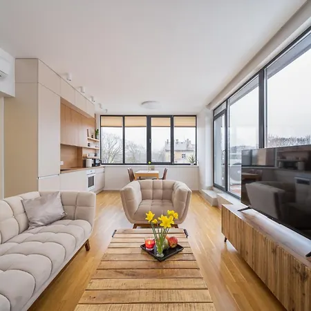 1-bedroom Penthouse With Underground Parking リガ