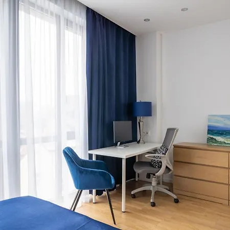 1-bedroom Penthouse With Underground Parking アパート *