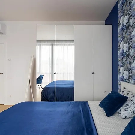 1-bedroom Penthouse With Underground Parking *